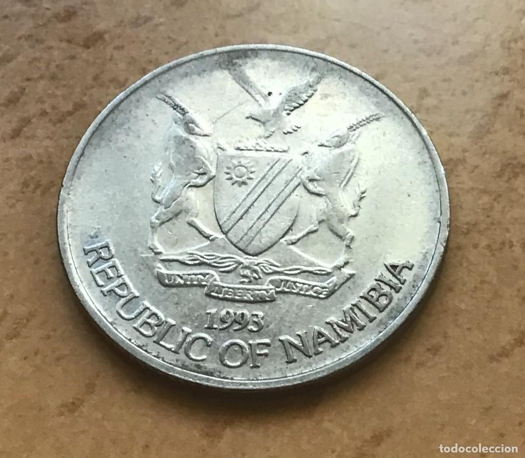 Monedas antiguas de &Aacute;frica: 50 centavos de Namibia. A&ntilde;o 1993 - Foto 2