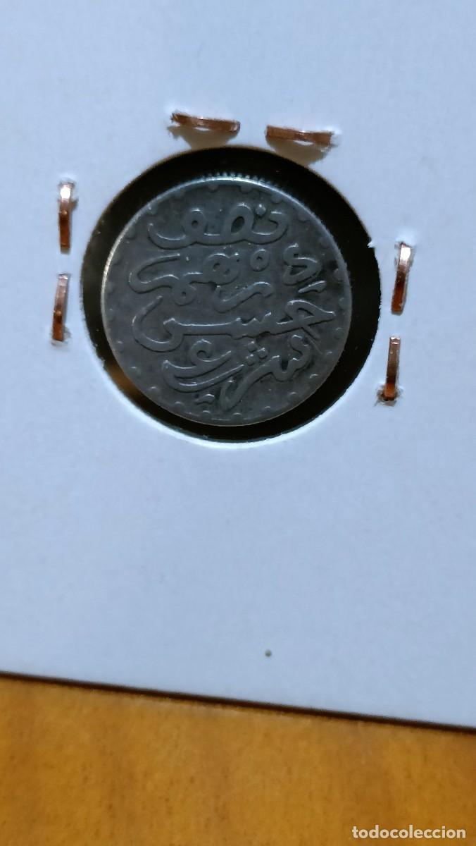 Monedas antiguas de &Aacute;frica: Moneda de 1/2 dirham de 1882 plata - Foto 2