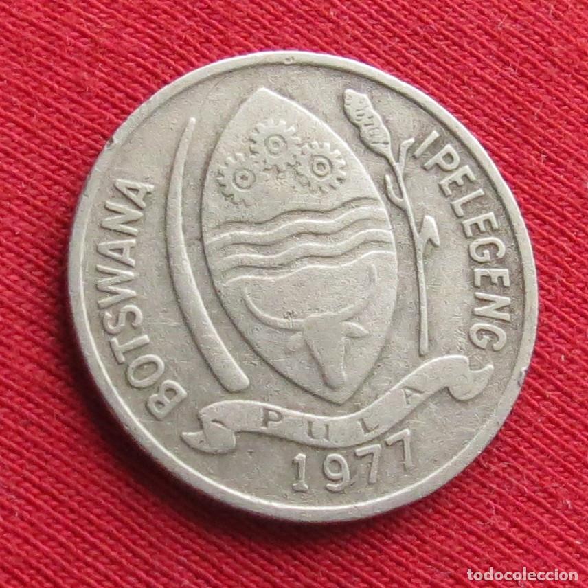 Monedas antiguas de &Aacute;frica: Botswana Botsuana 10 thebe 1977 - Foto 2
