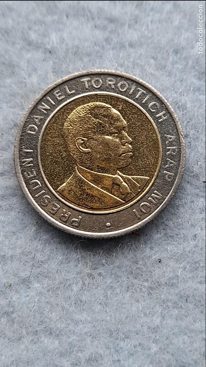 Monedas antiguas de &Aacute;frica: Kenya. 5 Chelines. A&ntilde;o 1995. - Foto 2