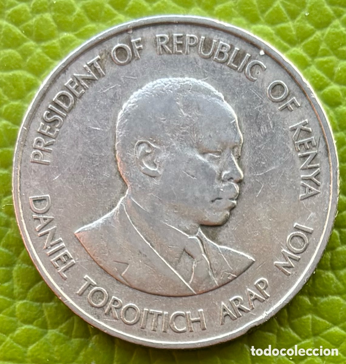 Monedas antiguas de &Aacute;frica: KENYA. UN SHILLING. 1989. DANIEL TOROITICH. - Foto 1