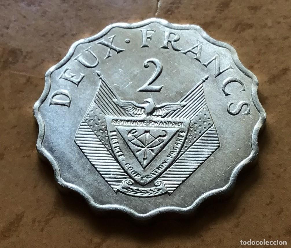 Monedas antiguas de &Aacute;frica: 2 francos conmemorativos de Ruanda. FAO. A&ntilde;o 1970