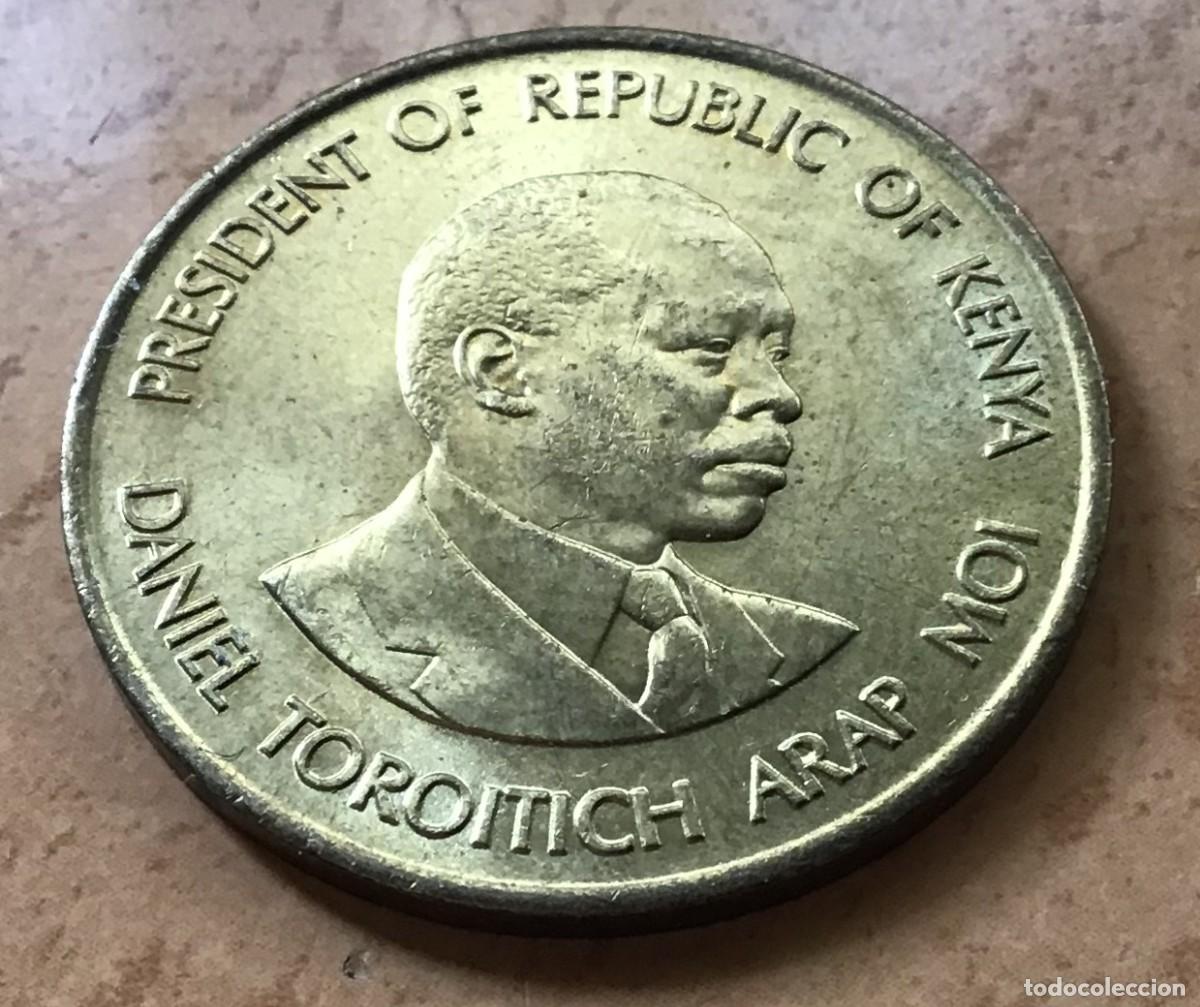 Monedas antiguas de &Aacute;frica: 10 centavos de Kenia. A&ntilde;o 1987 - Foto 2