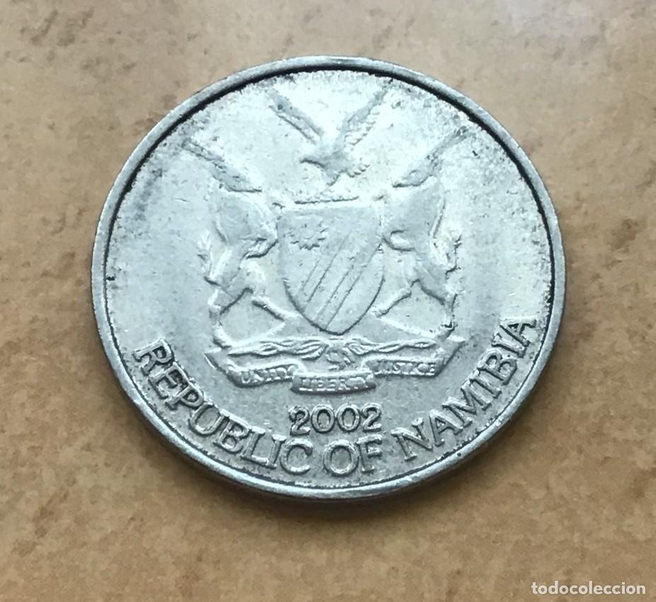 Monedas antiguas de &Aacute;frica: 10 centavos de Namibia. A&ntilde;o 2002 - Foto 2