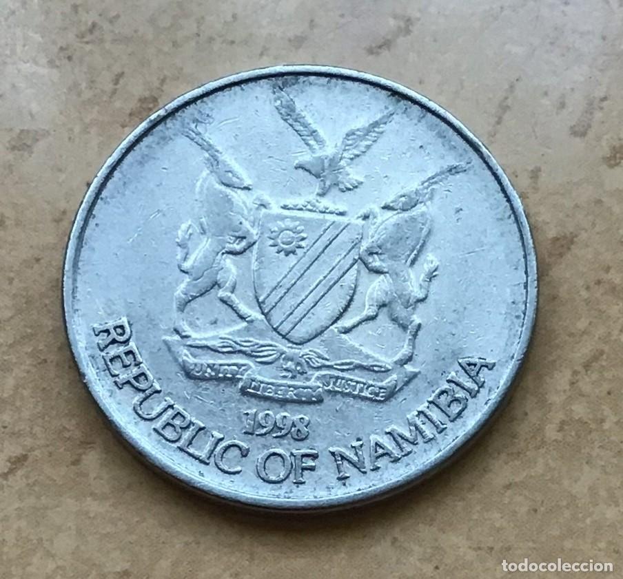 Monedas antiguas de &Aacute;frica: 10 centavos de Namibia. A&ntilde;o 1998 - Foto 2