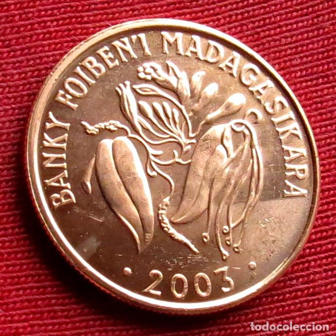 Monedas antiguas de &Aacute;frica: Madagascar 2 ariary 2003 UNC - Foto 2