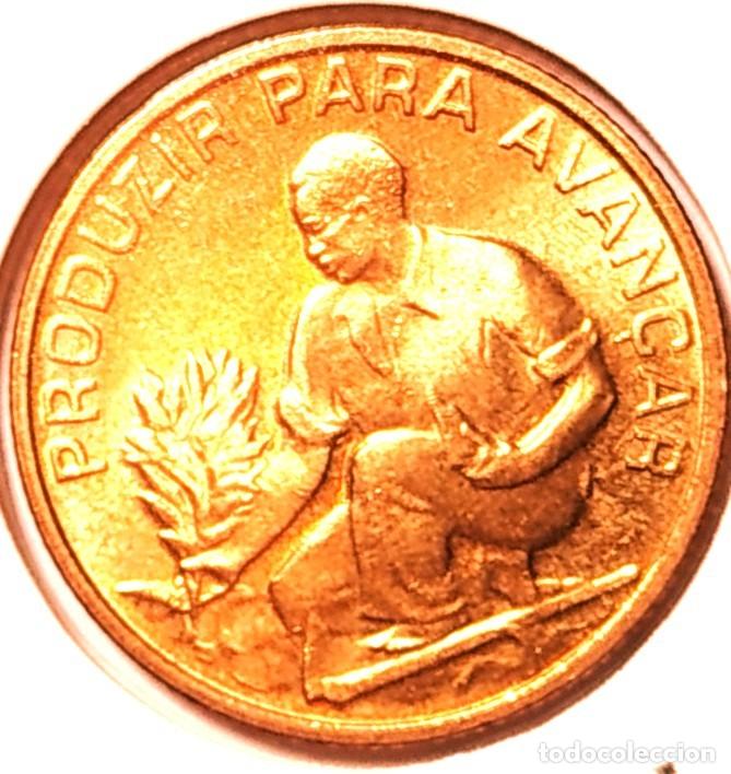 Monedas antiguas de &Aacute;frica: CABO VERDE (1975-) - 2,50 ESCUDOS 1982 - REPUBLICA - A - 7 GR. NIQUEL-LATON - DIAMETRO 26 mm - MB