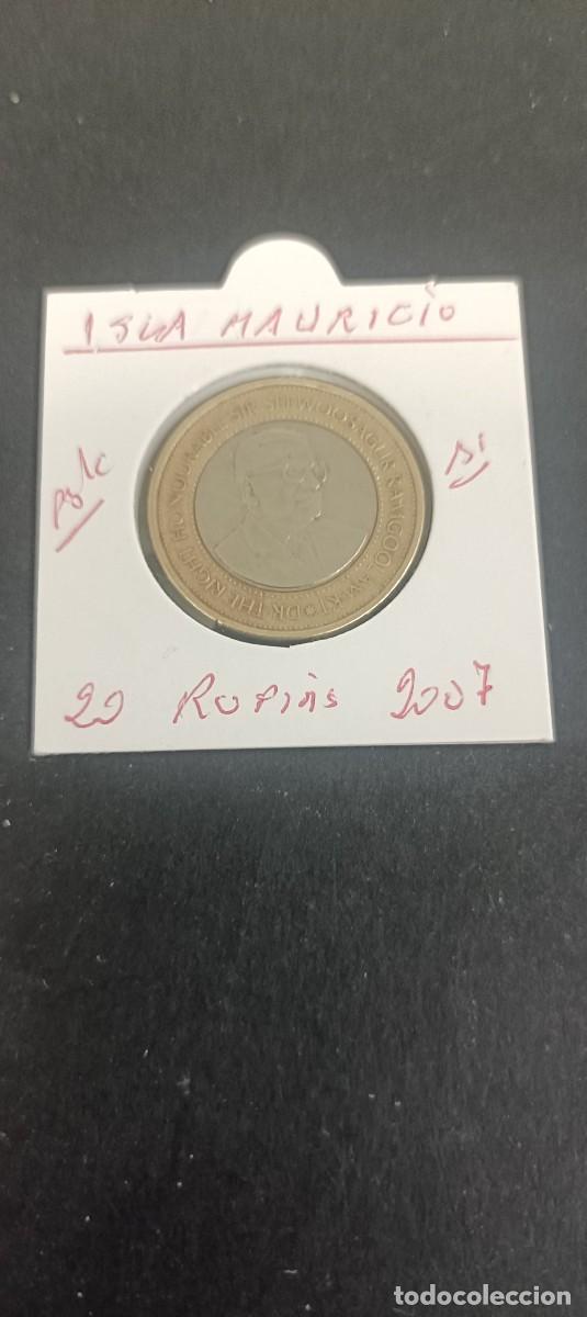 Monedas antiguas de &Aacute;frica: ISLA MAURICIO 20 RUPIAS 2007 BC KM=66 (BIMETALICA)TORRE DEL BANCO CENTRAL