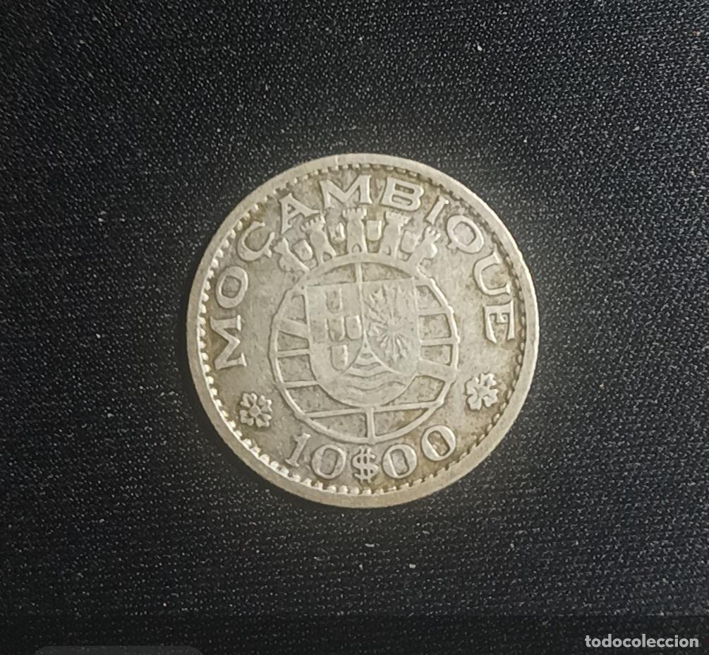 Monedas antiguas de &Aacute;frica: 10 Escudos, Mo&ccedil;ambique (colonia de Portugal). 1955