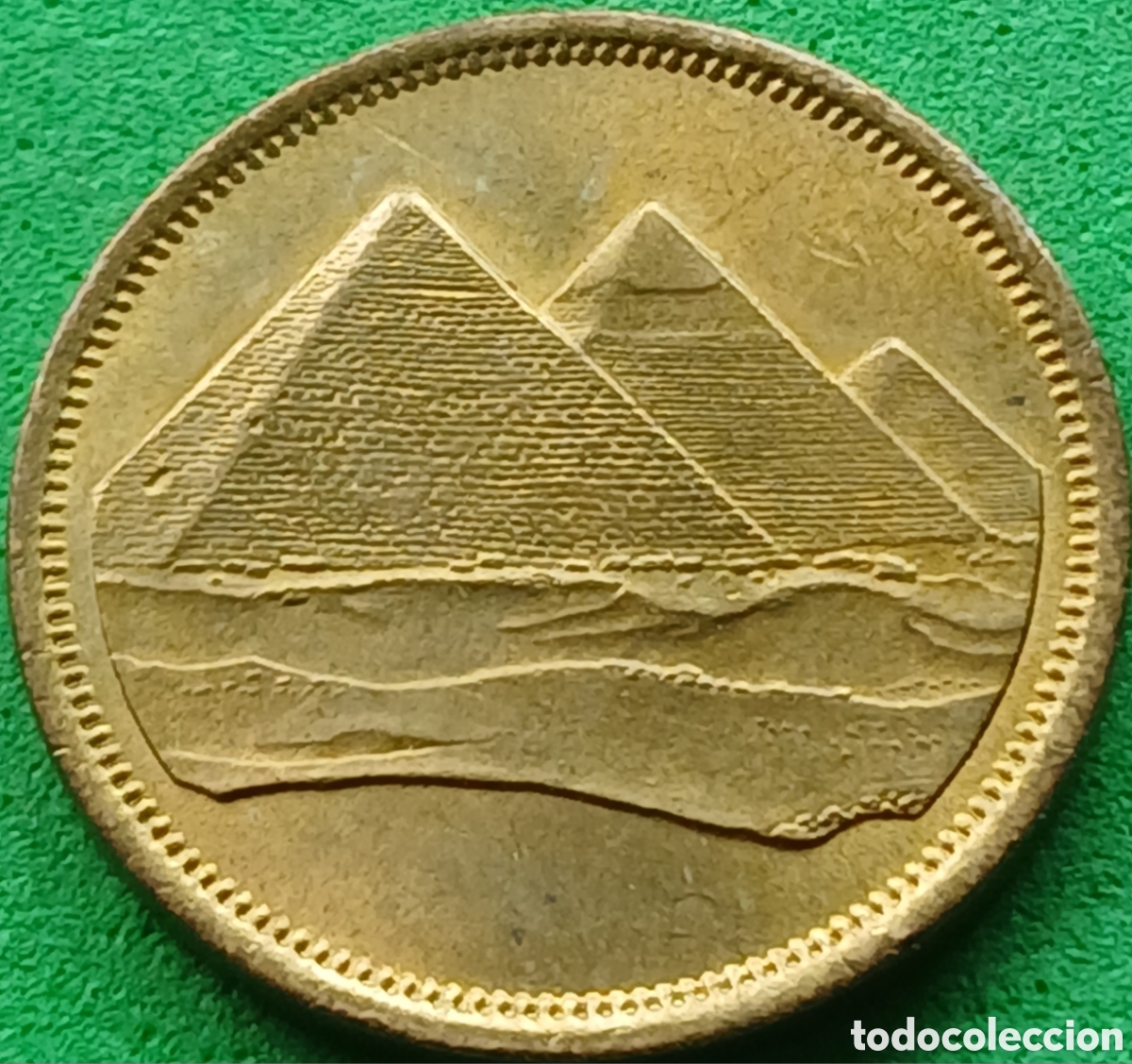 Monedas antiguas de &Aacute;frica: Egipto 5 piastras 1984 km#622 Denominaci&oacute;n no sombreada