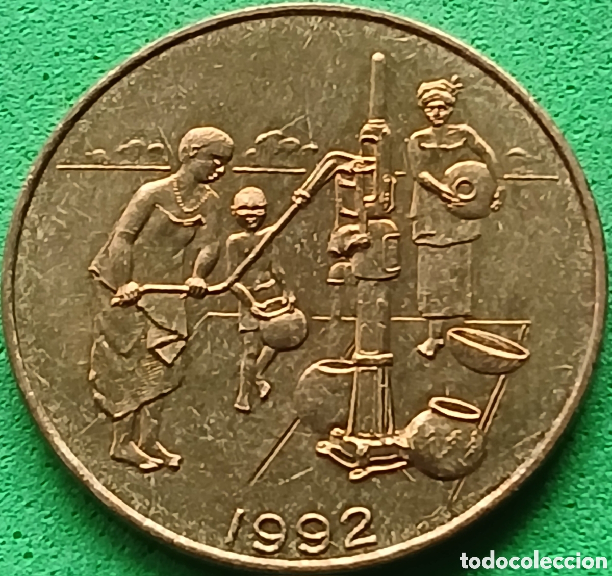 Monedas antiguas de &Aacute;frica: &Aacute;frica Occidental (BCEAO) 10 francos 1992 km#10 FAO , poco com&uacute;n