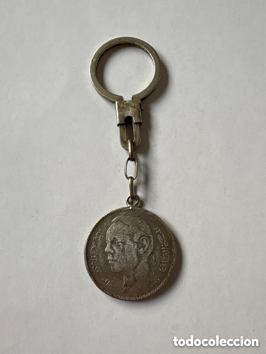 Monedas antiguas de &Aacute;frica: Llavero plata con moneda 5 D&iacute;rhams 1965 plata Marruecos (A2)