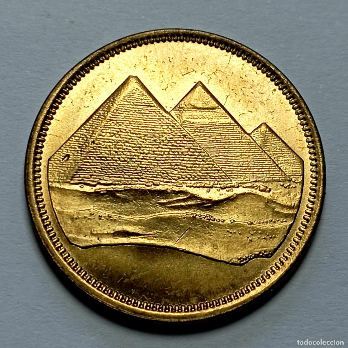 Monedas antiguas de &Aacute;frica: ⚜️ BBE5 6. Egipto. 5 qirsh / piastres 1984