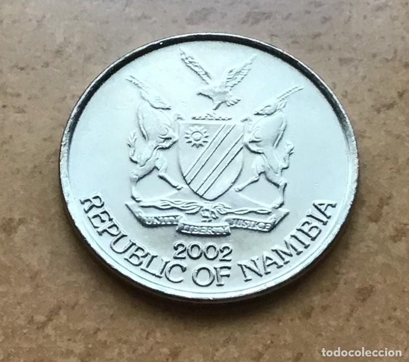 Monedas antiguas de &Aacute;frica: 10 centavos de Namibia. A&ntilde;o 2002 - Foto 2