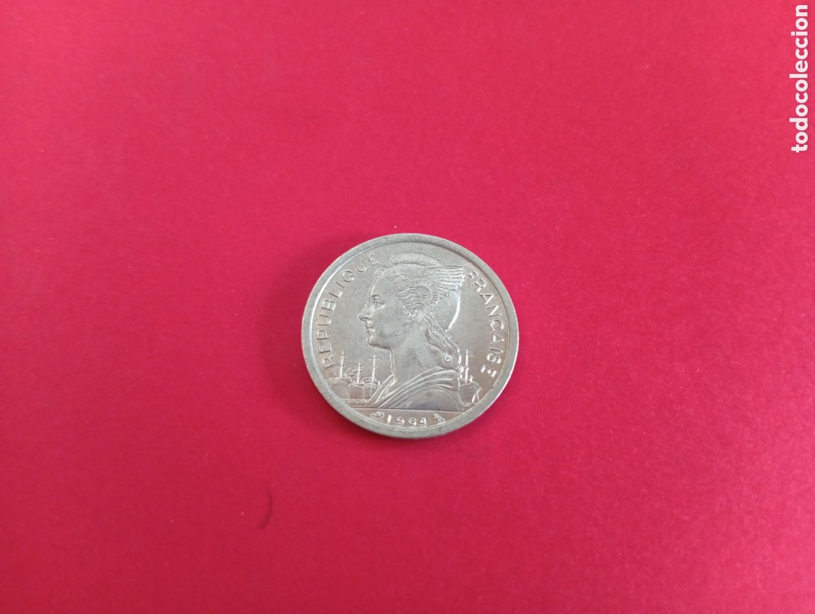 Monedas antiguas de &Aacute;frica: 2 francos Islas Comores 1964 - Foto 2