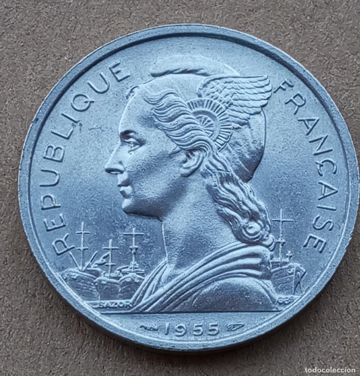 Monedas antiguas de &Aacute;frica: LOTE N&ordm; 29 MONEDA DE REUNION (SIN CIRCULAR)
