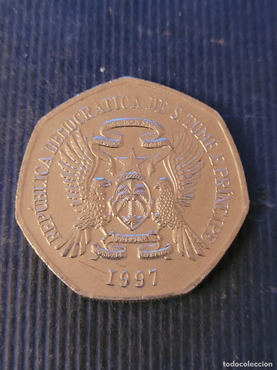 Monedas antiguas de &Aacute;frica: Moneda 2000 dobras 1997 Santo Tom&eacute; i Pr&iacute;ncipe
