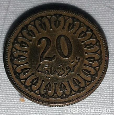 Monedas antiguas de &Aacute;frica: Moneda de 20 Millimes 1983 (AH 1403) - T&uacute;nez - Lat&oacute;n - Rep&uacute;blica de T&uacute;nez (KM# 306)