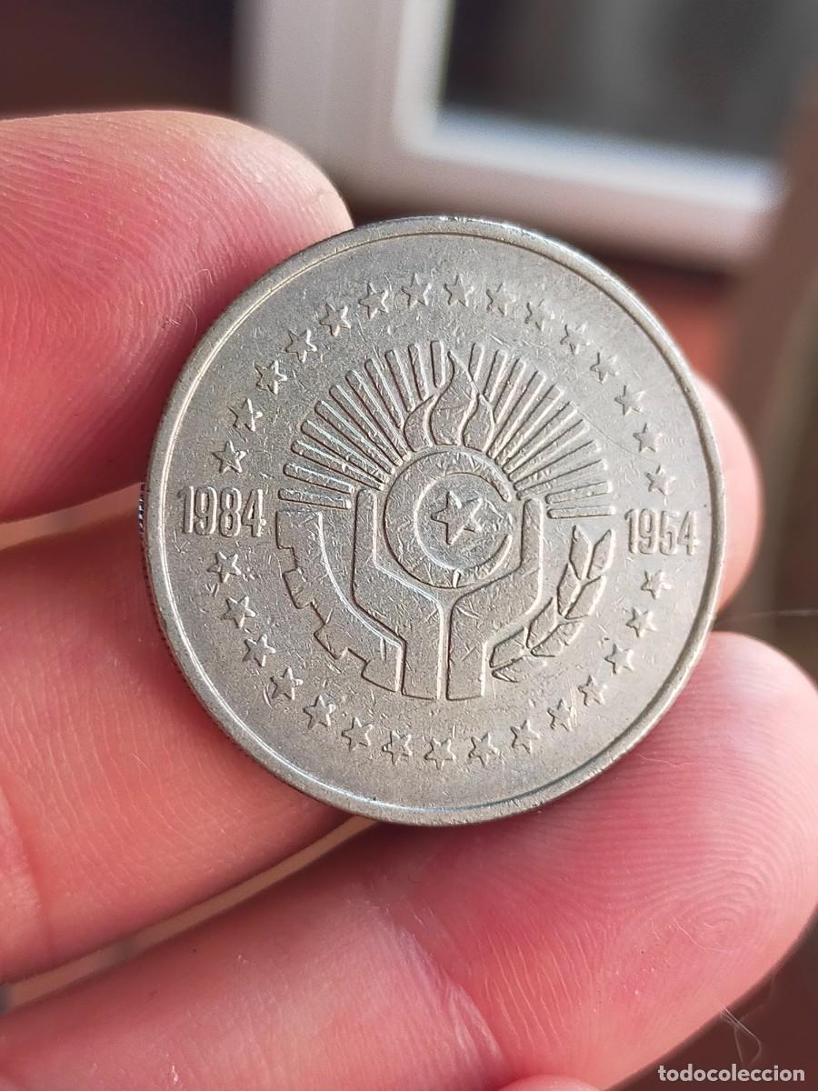 Monedas antiguas de &Aacute;frica: MONEDA DE 5 CINCO DINARS DINARES ARGELIA 1954 1984 BUENA CONSERVACION 30 ANIVERSARIO REVOLUCION