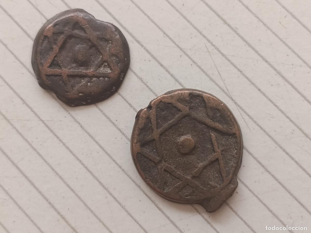 Monedas antiguas de &Aacute;frica: Marruecos. 2 fel&uacute;s antiguos
