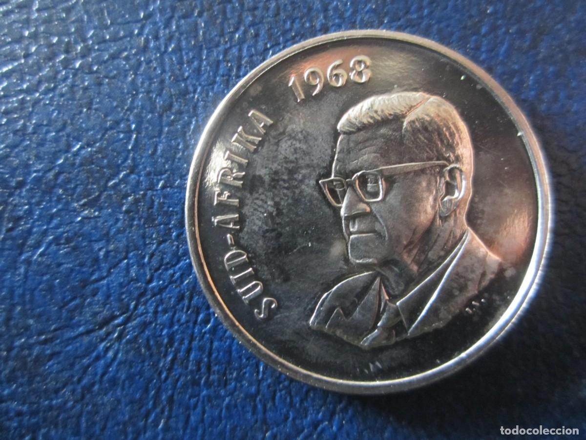 Monedas antiguas de &Aacute;frica: Sud&aacute;frica 50 cents 1968 Presidente Swart Suid Afrika