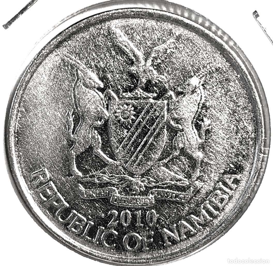 Monedas antiguas de &Aacute;frica: NAMIBIA (1993-) - 50 CENTAVOS 2010 - A - 4,43 GR. ACERO NIQUELADO - DIAMETRO 24 mm - MB - KM#3
