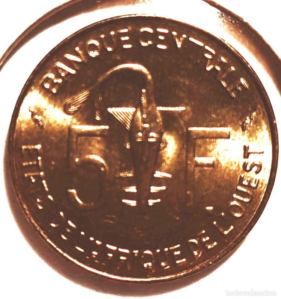 Monedas antiguas de &Aacute;frica: AFRICA OCCIDENTAL (BCEAO) - FRANCO CFA (1958-) - 5 FRANCOS 1977 - A - 3 GR. COBRE-ALUMINIO-NIQUEL