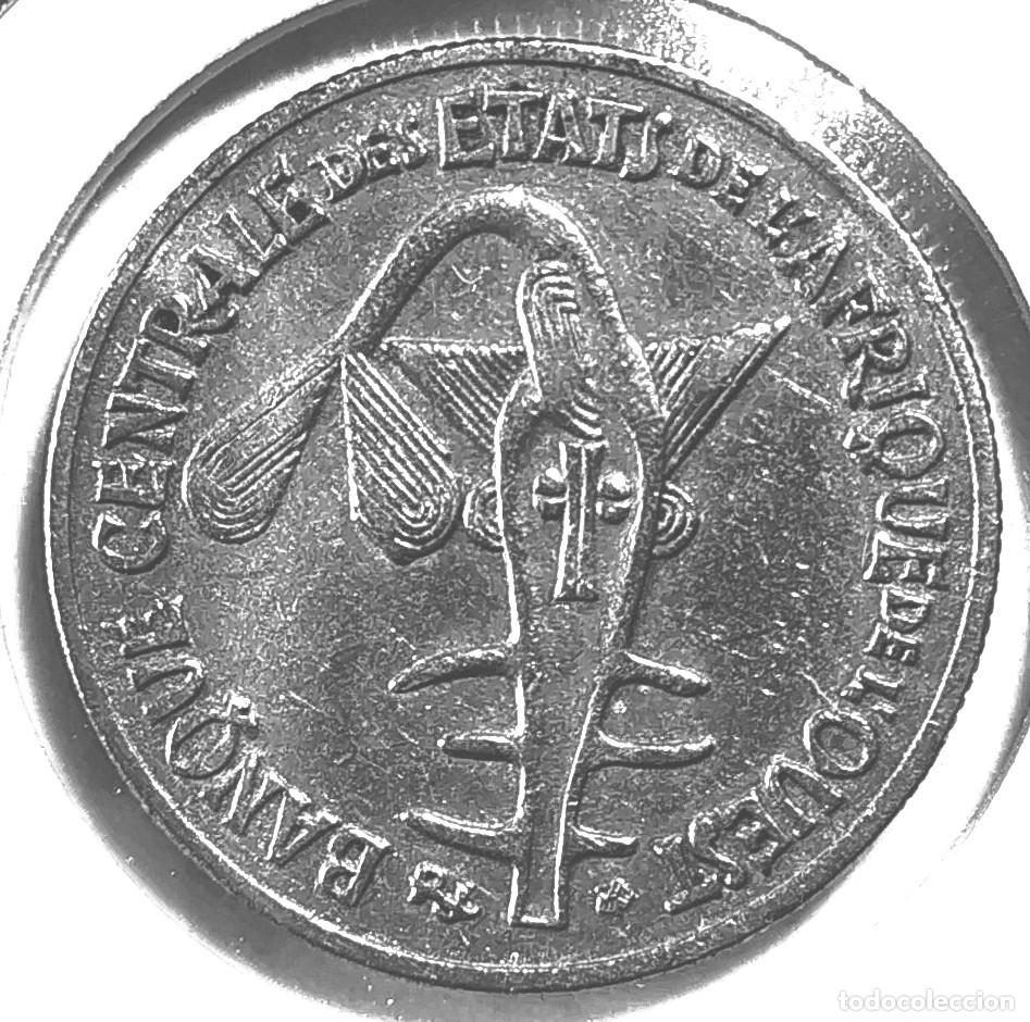 Monedas antiguas de &Aacute;frica: AFRICA OCCIDENTAL (BCEAO) - FRANCO CFA (1958-) - 50 FRANCOS 1972 - A - 5 GR. NIQUEL - DIAMETRO 22 mm