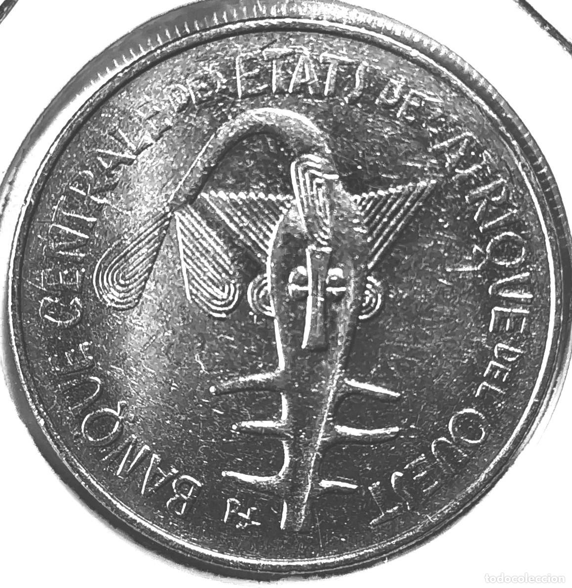 Monedas antiguas de &Aacute;frica: AFRICA OCCIDENTAL (BCEAO) - FRANCO CFA (1958-) - 100 FRANCOS 1974 - A - 7 GR. NIQUEL - DIAMETRO 26 m