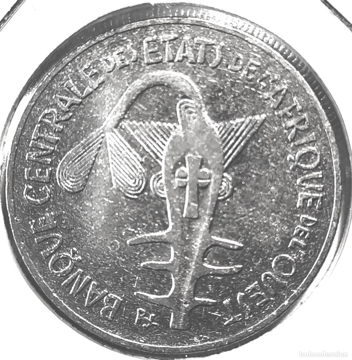 Monedas antiguas de &Aacute;frica: AFRICA OCCIDENTAL (BCEAO) - FRANCO CFA (1958-) - 100 FRANCOS 1982 - A - 7 GR. NIQUEL - DIAMETRO 26 m