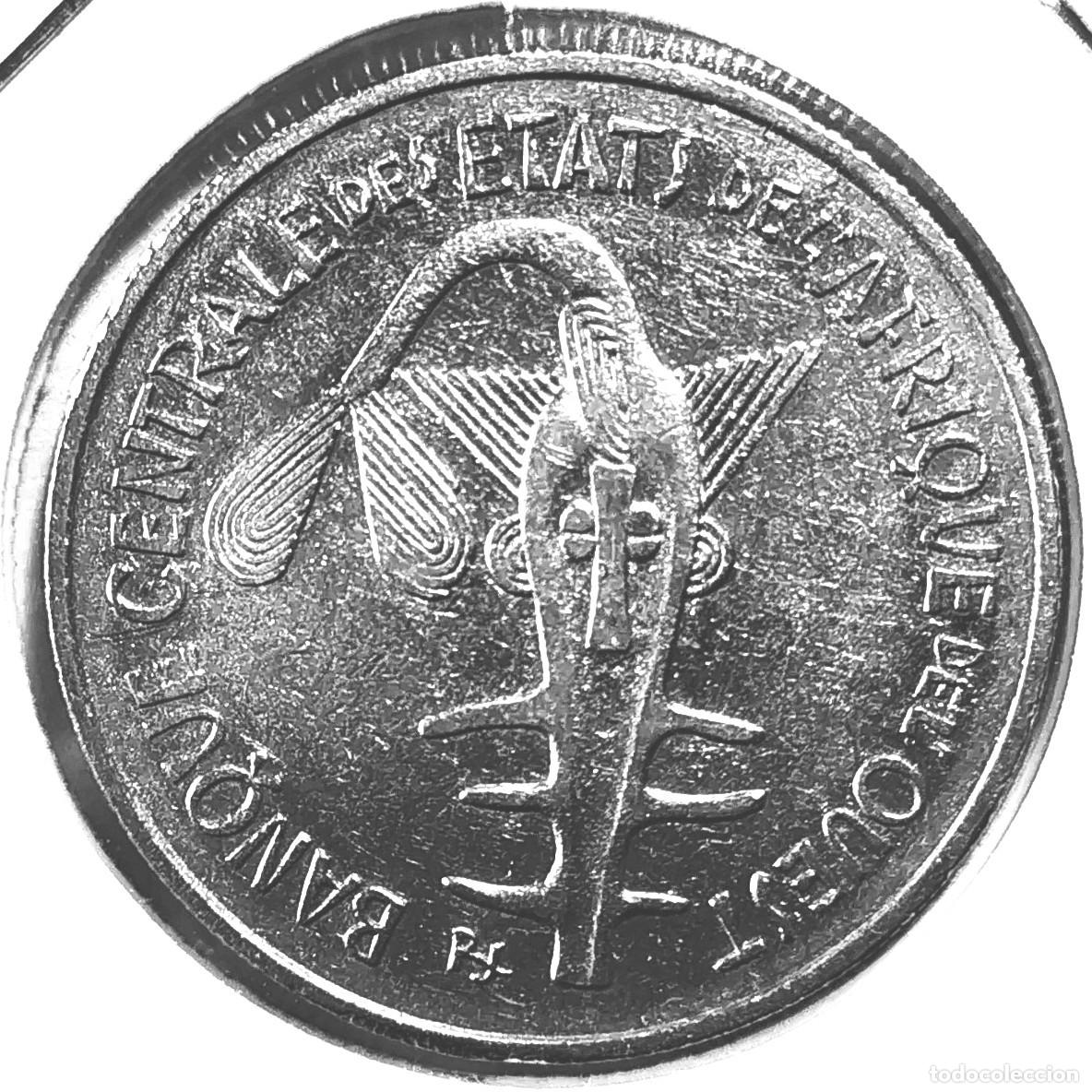 Monedas antiguas de &Aacute;frica: AFRICA OCCIDENTAL (BCEAO) - FRANCO CFA (1958-) - 100 FRANCOS 1969 - A - 7 GR. NIQUEL - DIAMETRO 26 m