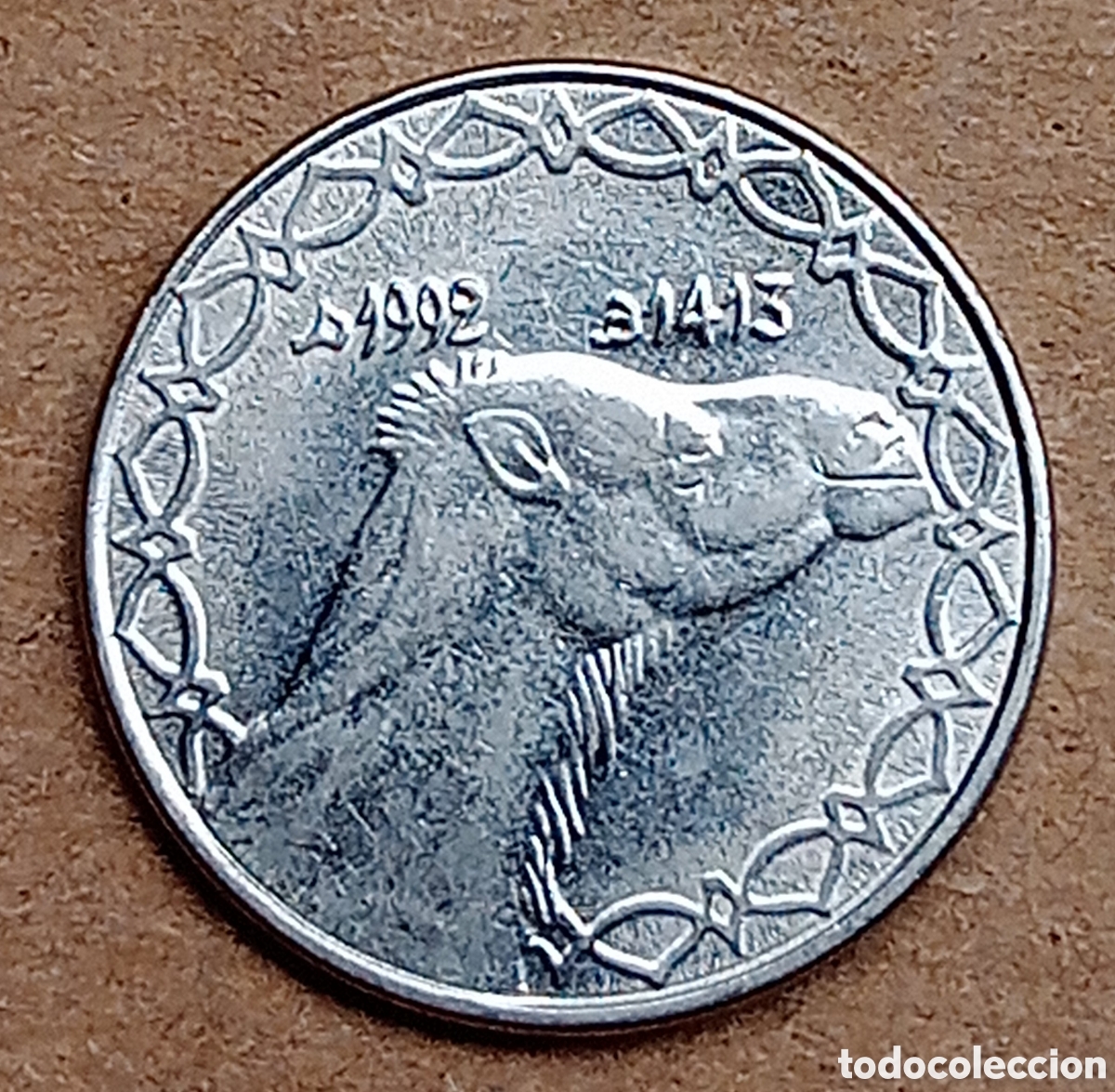 Monedas antiguas de &Aacute;frica: Argelia - 2 Dinares 1992 - Mbc