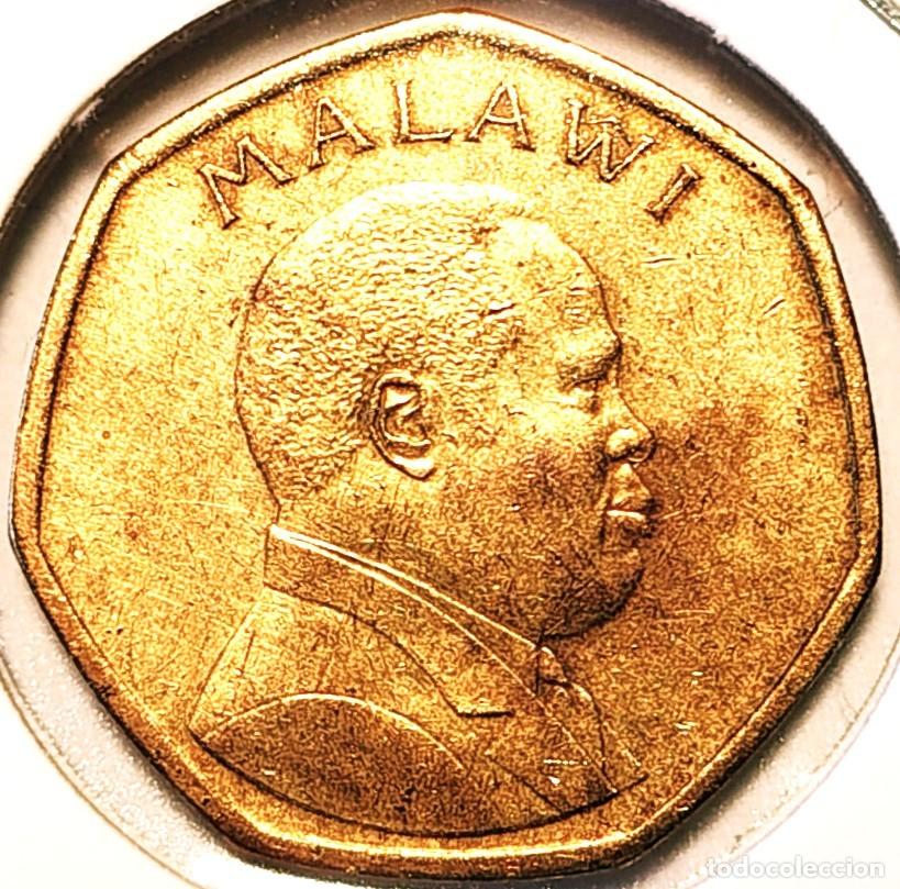 Monedas antiguas de &Aacute;frica: MALAWI (1971-2024) - 50 TAMBALA 1996 - A - 4,40 GR. ACERO LATONADO - DIAMETRO 22 mm - MB - KM#30