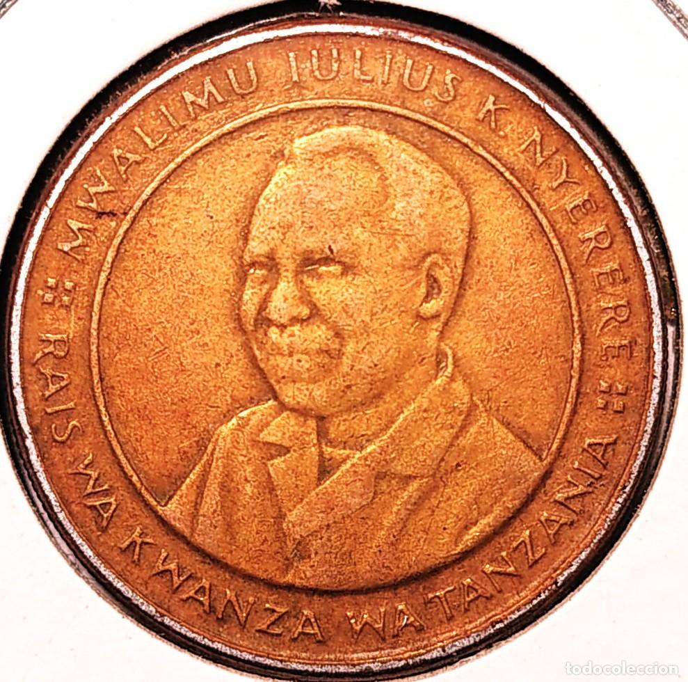 Monnaies anciennes d'Afrique: TANZANIA (1966-) - 100 SHILINGI MIA MOJA 2015 - A - 9 GR. ACERO BA&Ntilde;ADO EN LAT&Ograve;N - DIAMETRO 24,50 mm