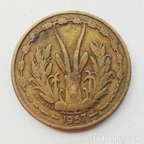 Monedas antiguas de &Aacute;frica: 1957, 25 francos de &Aacute;frica Occidental Francesa