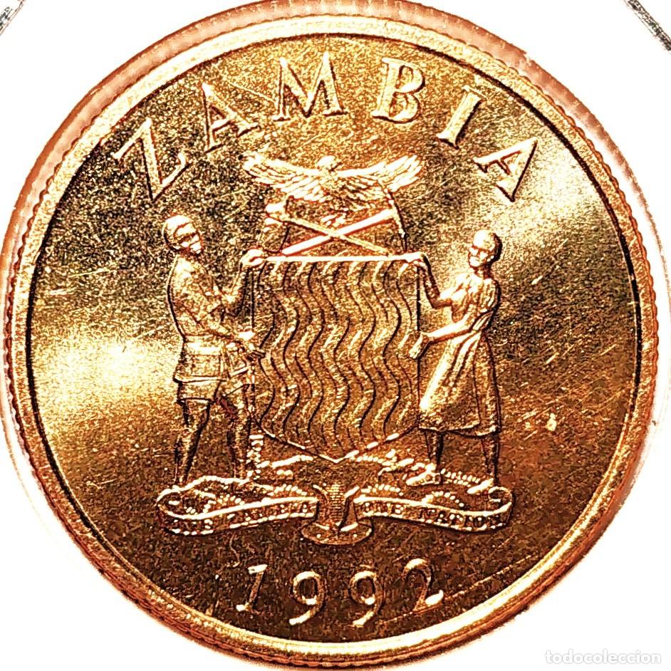 Monedas antiguas de &Aacute;frica: ZAMBIA (1968-2011) - 10 KWACHA 1992 - RINOCERONTE - A - 5,10 GR. LATON - DIAMETRO 24 mm - MB - KM#32