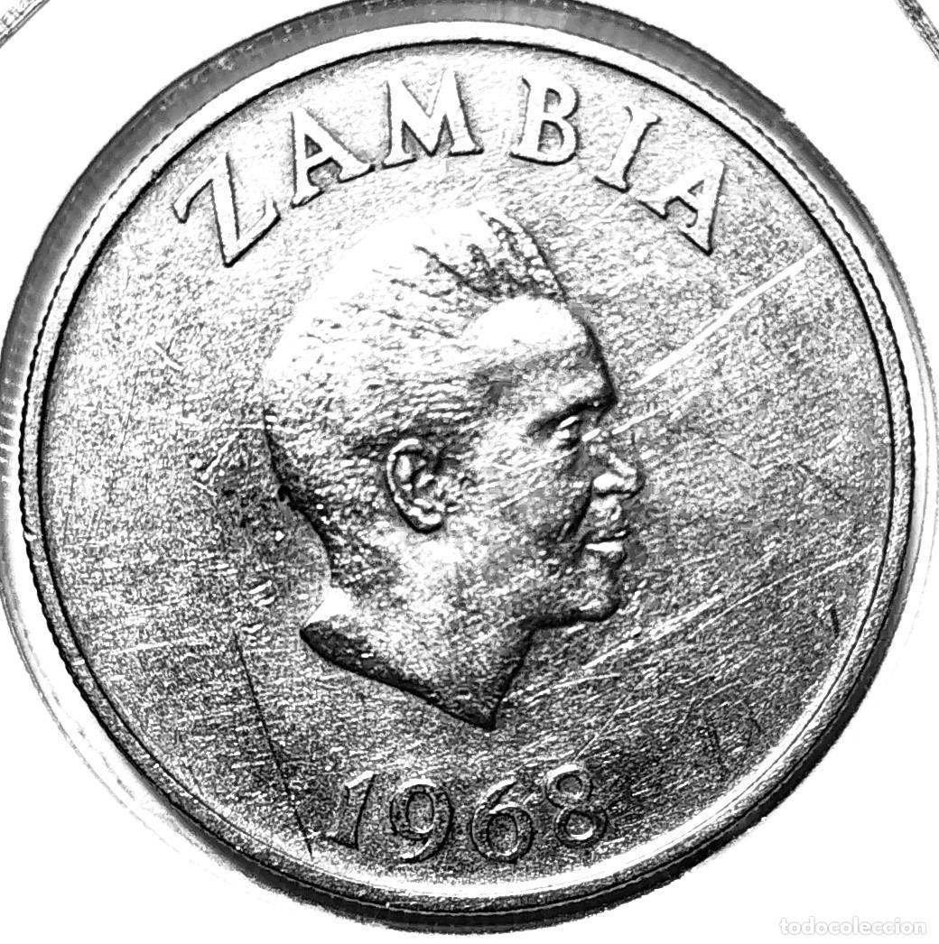 Monedas antiguas de &Aacute;frica: ZAMBIA (1968-2011) - 10 NGWEE 1968 - BUCERO - A - 5,65 GR. CUPRONIQUEL - DIAMETRO 23,40 mm - MB