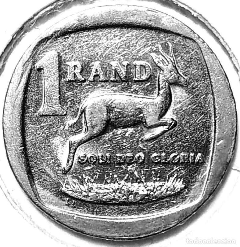 Alte M&uuml;nzen aus Afrika: SUDAFRICA (1961-) - 1 RAND 2004 - GACELA - NINGIZIMU AFRIKA-UMZANTSI - A - 4 GR. COBRE NIQUELADO