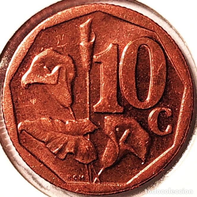 Monedas antiguas de &Aacute;frica: SUDAFRICA (1961-) - 10 CENTAVOS 2012 - REPUBLICA - FLORES - A - 2 GR. ACERO COBREADO
