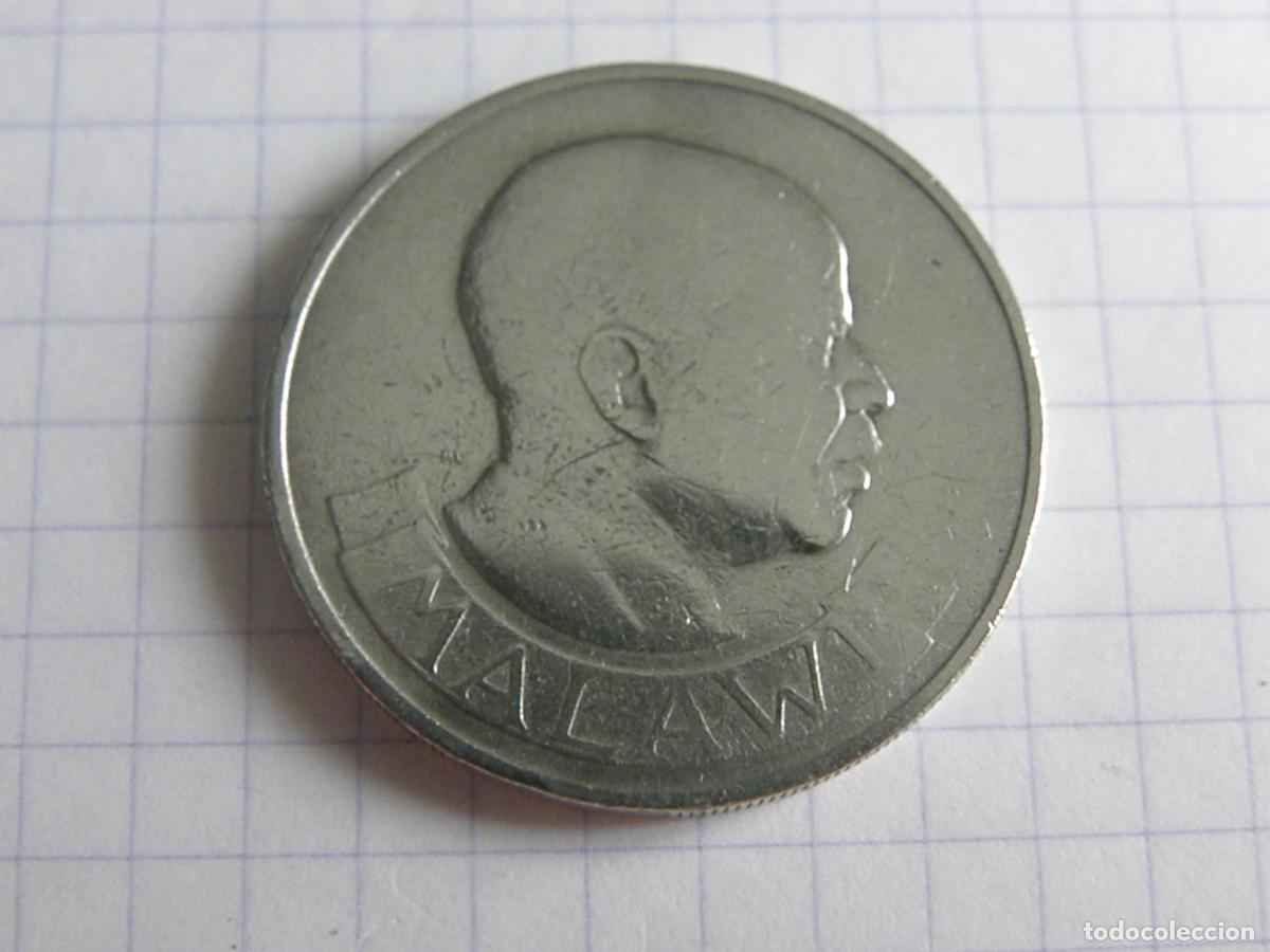 Monnaies anciennes d'Afrique: 1 FLORIN MALAWI 1964 KM#3 ELEFANTE CON CR&Iacute;A CUPRONIQUEL HISTORICO INDEPENDENCIA