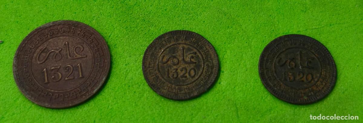 Alte M&uuml;nzen aus Afrika: MARRUECOS. A&Ntilde;O1320 Y 1321 . 1-2 MAZUNAS BRONCE. LOTE DE TRES MONEDAS.