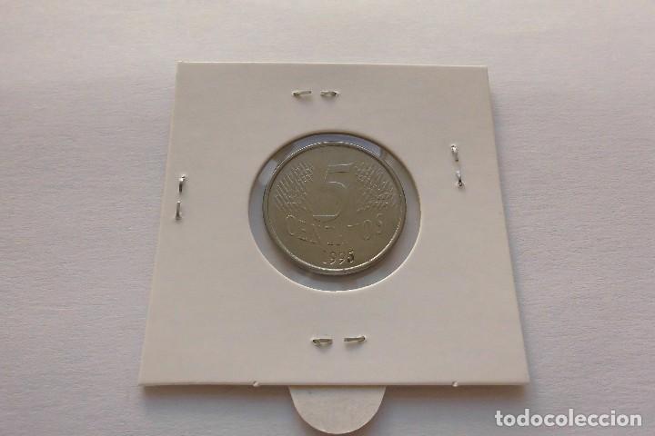 Monedas antiguas de Am&eacute;rica: Brasil 5 Centavos 1995 - Foto 2
