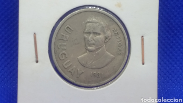 Monedas antiguas de Am&eacute;rica: URUGUAY 10 PESOS 1981 - Foto 1