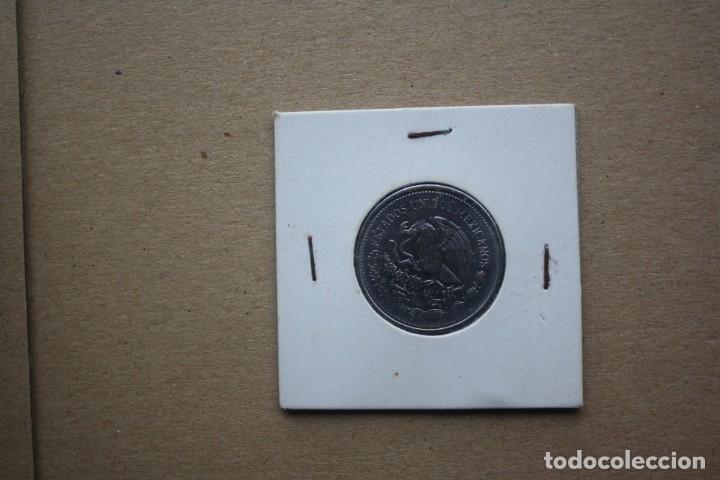 Monedas antiguas de Am&eacute;rica: MEXICO - 1 PESO 1987 - Foto 2
