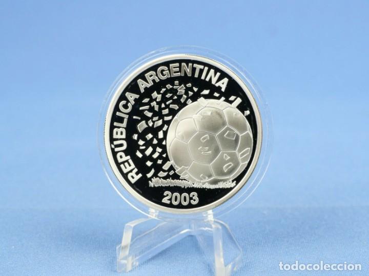 Monedas antiguas de Am&eacute;rica: ARGENTINA 5 PESOS 2003 - Foto 1