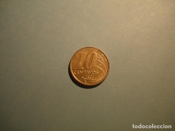 Monedas antiguas de Am&eacute;rica: BRASIL 10 CENTAVOS 2007 - MBC. - Foto 2