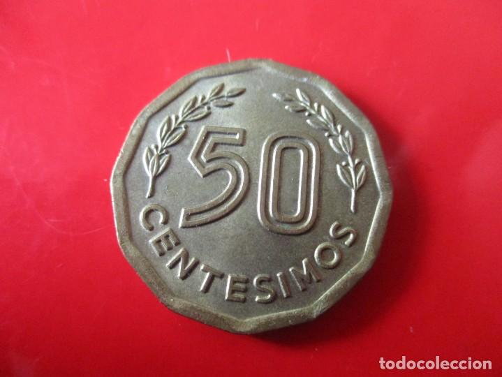 Monedas antiguas de Am&eacute;rica: Uruguay. 50 centesimos de 1977 - Foto 2