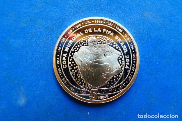 Monedas antiguas de Am&eacute;rica: ARGENTINA 5 PESOS 2013 - Foto 1