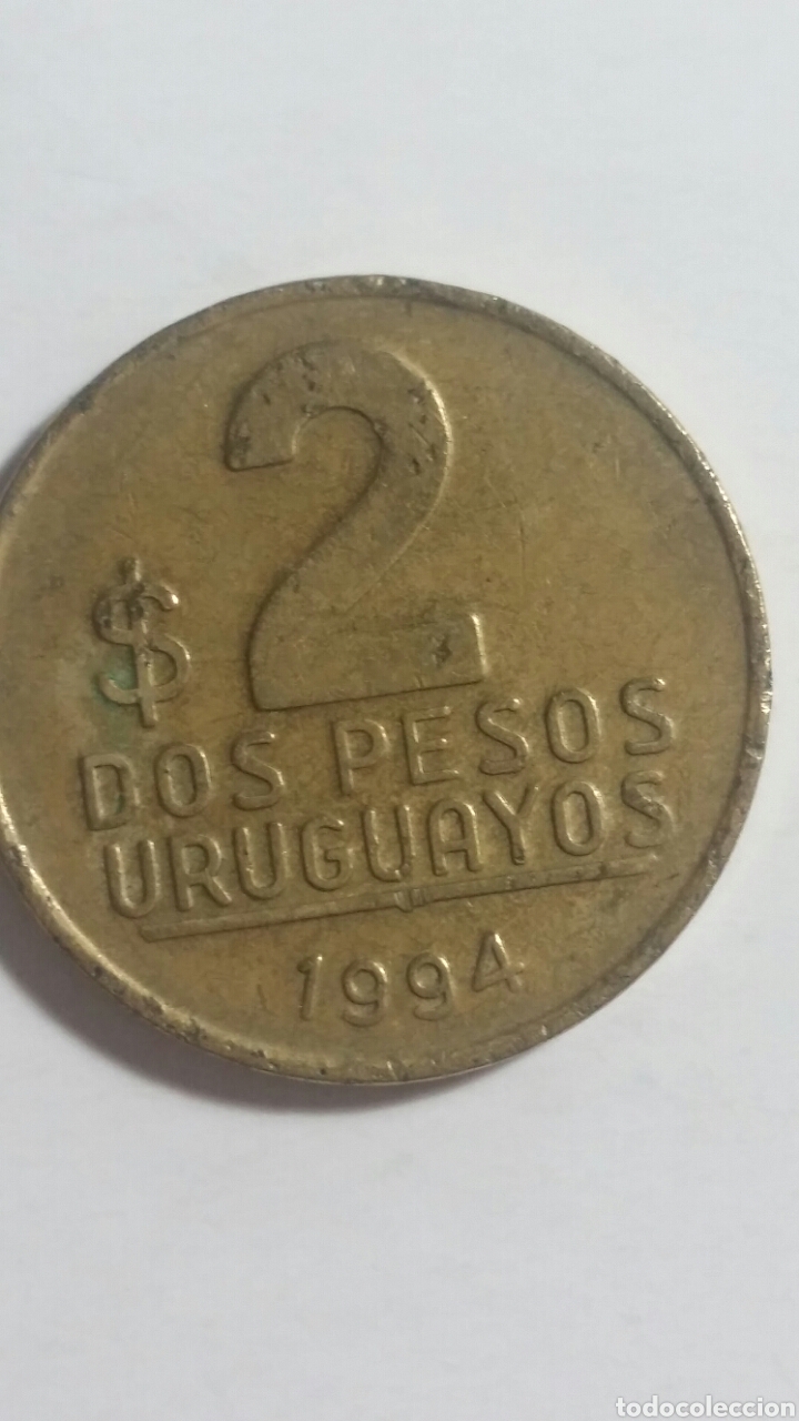 Monedas antiguas de Am&eacute;rica: Moneda de Uruguay 2 pesos - Foto 2