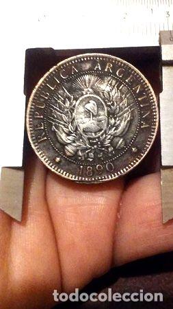 Monedas antiguas de Am&eacute;rica: dos centavos de patacon de 1890 - Foto 1